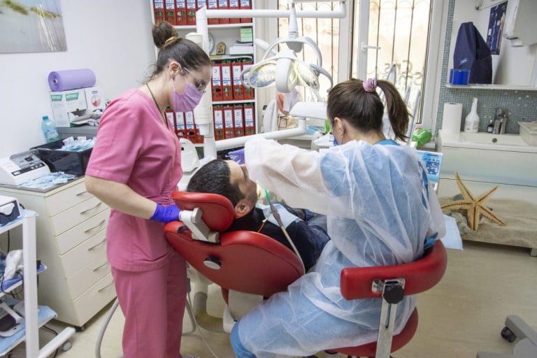 cris smile implant dentar (45)