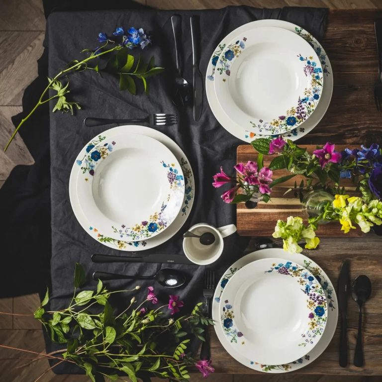 Dajar Cadru pentru servirea mesei